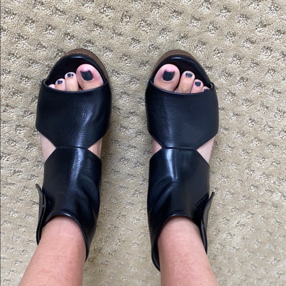 Coclico wedges
